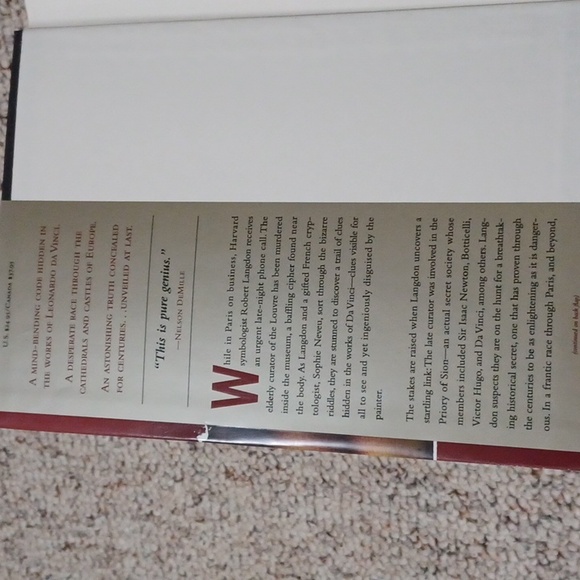 The Da Vinci Code by Dan Brown - Red and Gold Cover - Picture 2 of 2